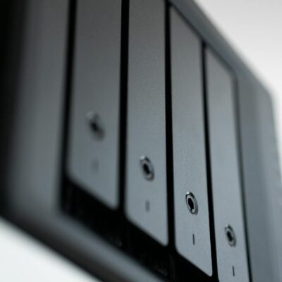 Para formatar o PC sem perder arquivos, primeiramente realize um backup completo de todos os seus dados importantes para um d