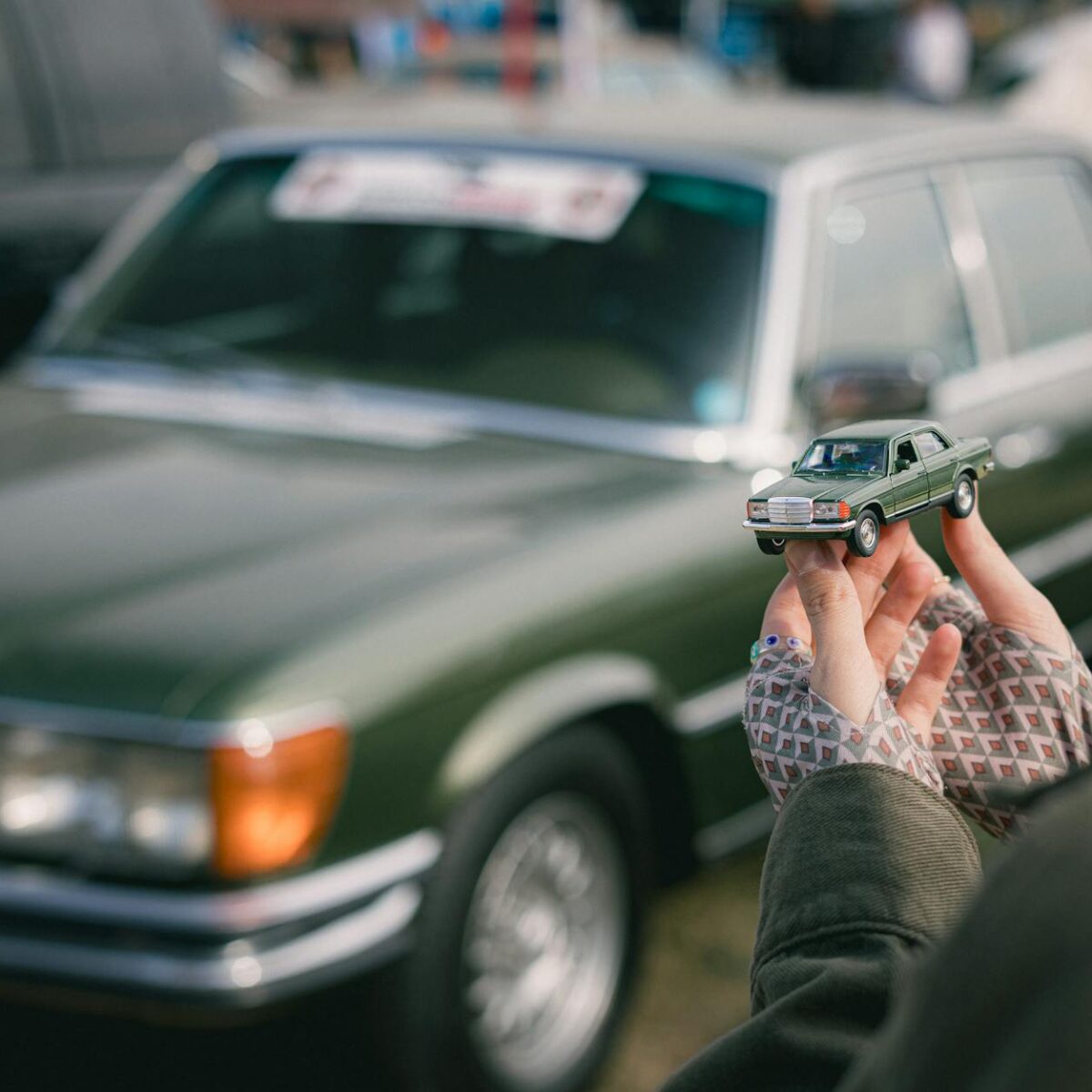 Para DeepSeek vs. ChatGPT em 2026: Qual é o melhor modelo de IA gratuito hoje?, a escolha ideal depende da sua necessidade. A