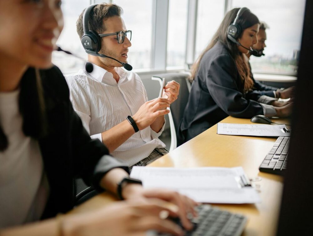 Como melhorar a experiência do cliente com atendimento colaborativo