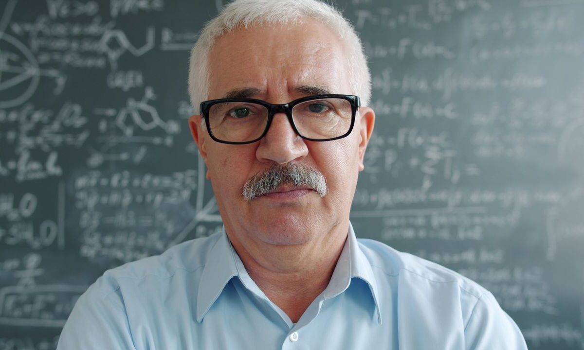 A desvalorização do professor e seus impactos na qualidade do ensino público
